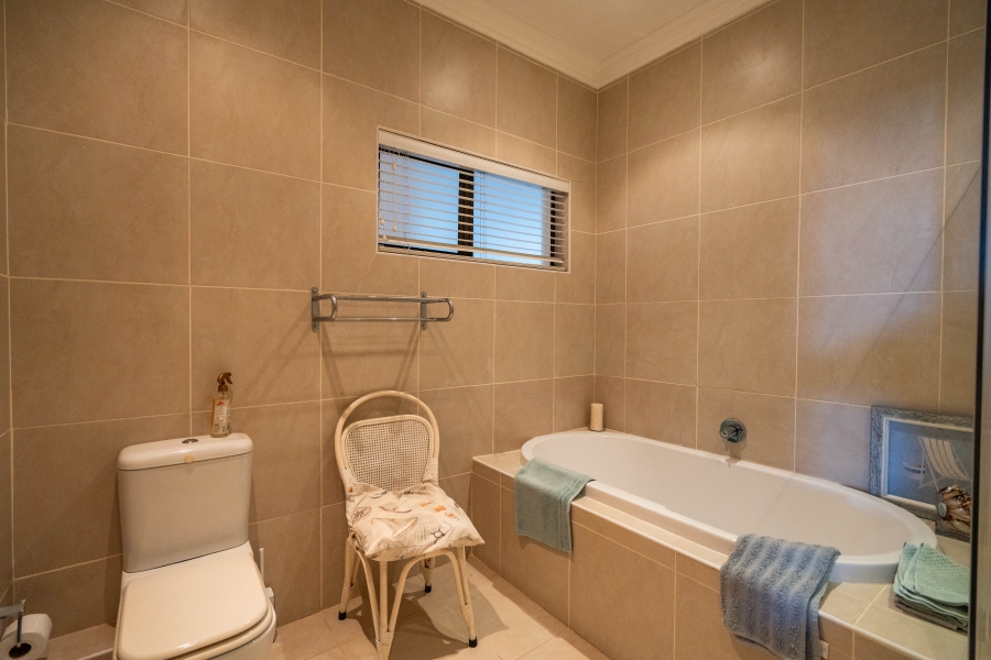 4 Bedroom Property for Sale in West Bank Eastern Cape